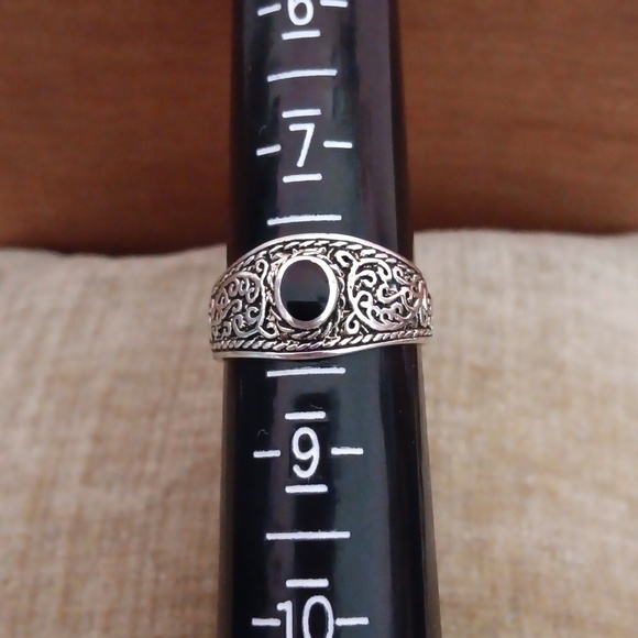 Silver Tone Black Stone Ring - Picture 5 of 7